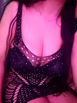 Zeina2024 online show from December 14, 6:34 pm