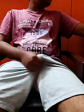 Snapshot of mrshine chatting on February 13, 4:50 pm mrshine online show from February 13, 4:50 pm