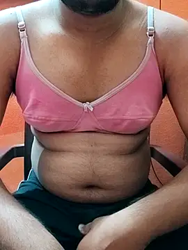 Snapshot of mrshine chatting on March 18, 5:31 am mrshine online show from March 18, 5:31 am