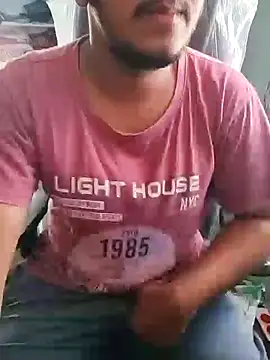 Snapshot of mrshine chatting on October 18, 5:10 am mrshine online show from October 18, 5:10 am