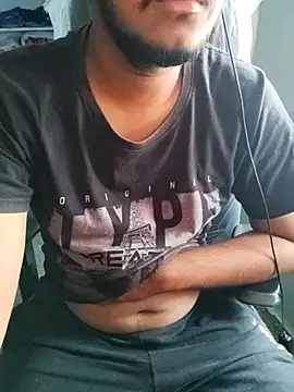 Snapshot of mrshine chatting on February 14, 6:21 am mrshine online show from February 14, 6:21 am