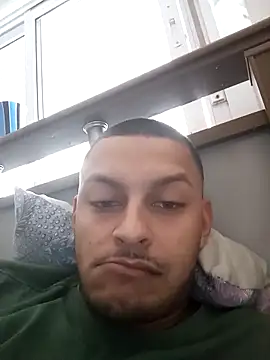 emrehliug12 online show from October 29, 3:25 pm