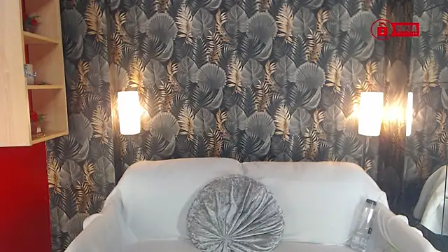 Snapshot of jessthewicked chatting on December 15, 6:15 pm jessthewicked online show from December 15, 6:15 pm