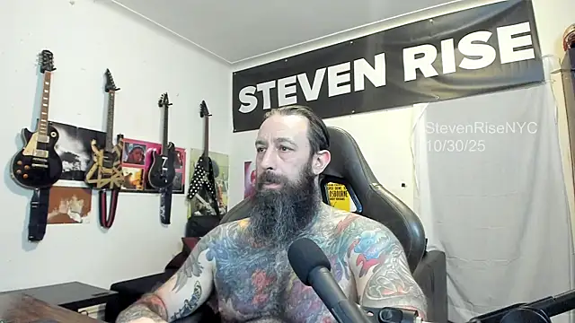 Snapshot of StevenRiseNYC chatting on October 30, 1:12 pm StevenRiseNYC online show from October 30, 1:12 pm