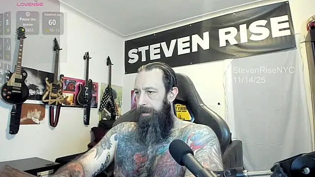 Snapshot of StevenRiseNYC chatting on November 14, 1:43 pm StevenRiseNYC online show from November 14, 1:43 pm