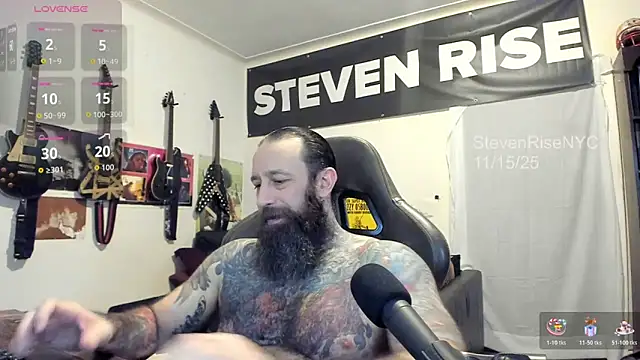 Snapshot of StevenRiseNYC chatting on November 16, 4:18 am StevenRiseNYC online show from November 16, 4:18 am