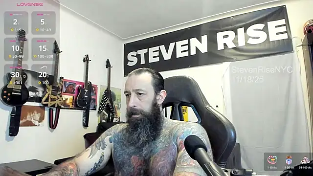 Snapshot of StevenRiseNYC chatting on November 19, 12:32 am StevenRiseNYC online show from November 19, 12:32 am