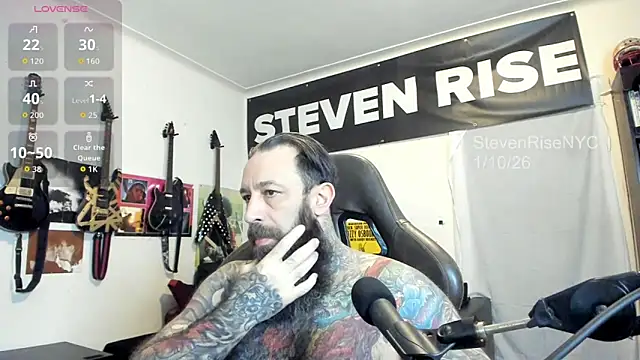 Snapshot of StevenRiseNYC chatting on January 10, 2:30 pm StevenRiseNYC online show from January 10, 2:30 pm
