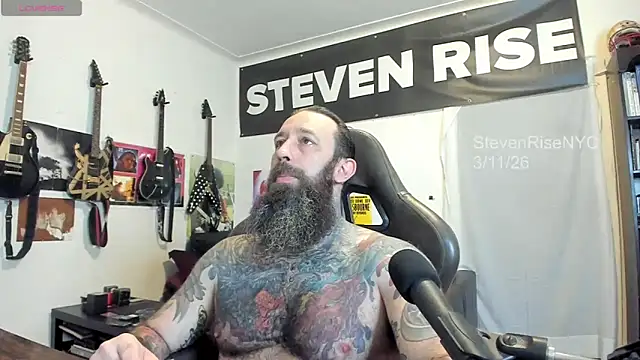 Snapshot of StevenRiseNYC chatting on March 11, 1:39 pm StevenRiseNYC online show from March 11, 1:39 pm