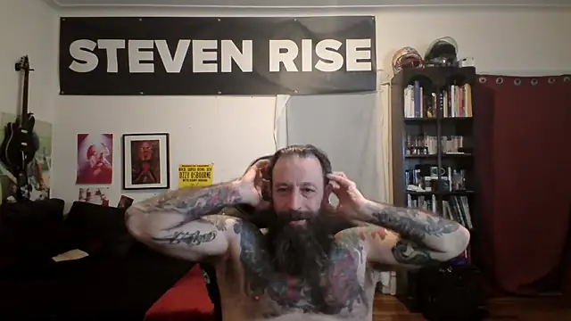 Snapshot of StevenRiseNYC chatting on May 31, 10:55 am StevenRiseNYC online show from May 31, 10:55 am