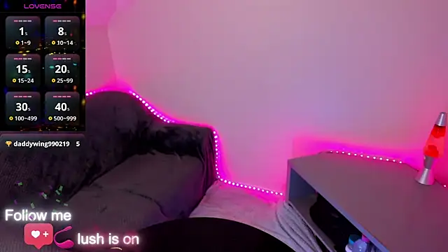 Snapshot of babykeeee chatting on January 7, 12:45 am babykeeee online show from January 7, 12:45 am