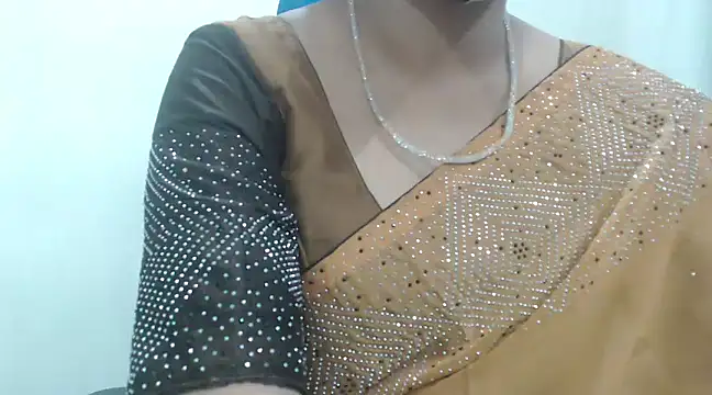 Lovely Siri 23 online show from January 11, 10:40 am