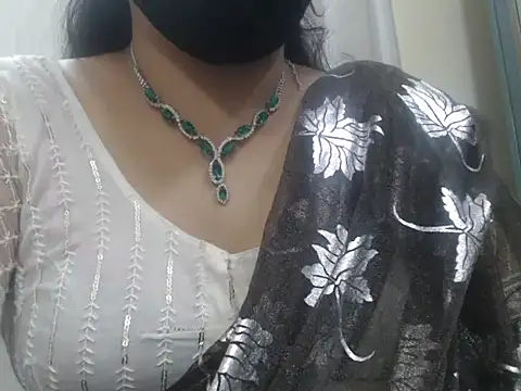 Snapshot of Lovely_Siri_23 chatting on July 25, 5:10 pm Lovely Siri 23 online show from July 25, 5:10 pm