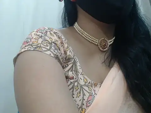 Snapshot of Lovely_Siri_23 chatting on July 28, 11:17 am Lovely Siri 23 online show from July 28, 11:17 am