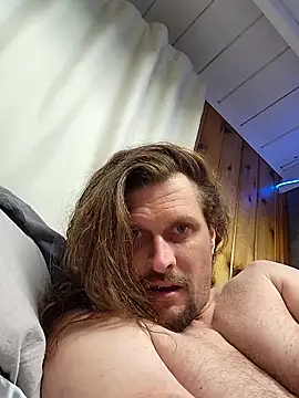 whtboi69 online show from March 9, 10:52 am