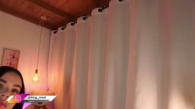 amelie gonzalez online show from September 27, 8:47 pm