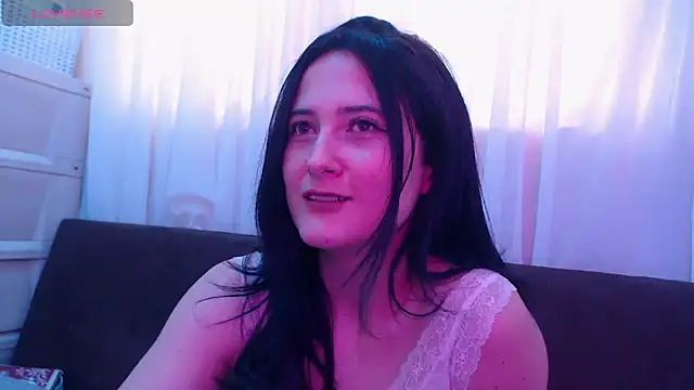 AlissonnFoxx online show from June 6, 10:36 pm