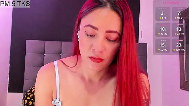 Snapshot of sweet__samy chatting on February 24, 3:33 am sweet samy online show from February 24, 3:33 am