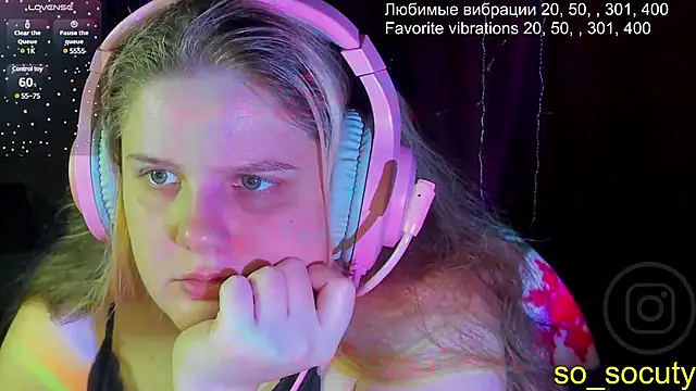 Snapshot of so_cute777 chatting on February 9, 4:14 am so cute777 online show from February 9, 4:14 am