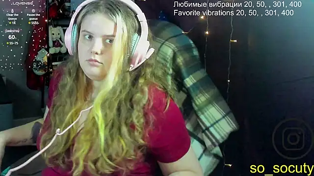 Snapshot of so_cute777 chatting on February 20, 4:18 am so cute777 online show from February 20, 4:18 am