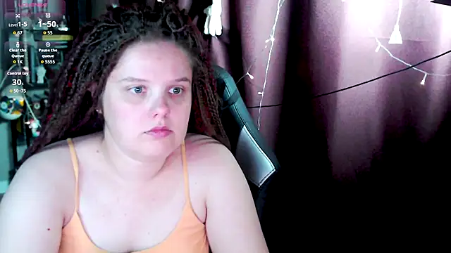 Snapshot of so_cute777 chatting on September 18, 1:18 am so cute777 online show from September 18, 1:18 am