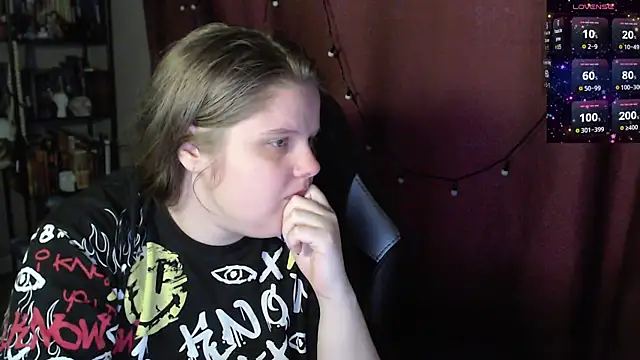 so cute777 online show from April 10, 6:18 am