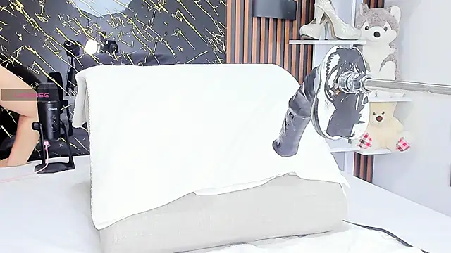  julyy  online show from October 30, 8:20 pm