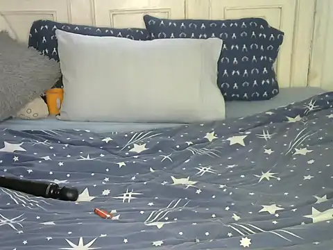 Snapshot of NAUGHTY__EBONY chatting on December 5, 10:55 am NAUGHTY  EBONY online show from December 5, 10:55 am