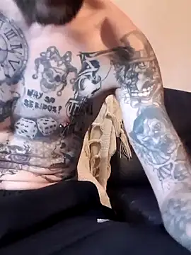 Snapshot of PIercingBoy38 chatting on February 14, 12:57 pm PIercingBoy38 online show from February 14, 12:57 pm