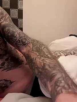 Snapshot of PIercingBoy38 chatting on March 13, 9:26 pm PIercingBoy38 online show from March 13, 9:26 pm