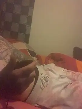 Snapshot of PIercingBoy38 chatting on March 17, 8:30 pm PIercingBoy38 online show from March 17, 8:30 pm