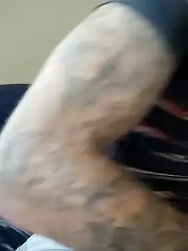 Snapshot of PIercingBoy38 chatting on September 25, 3:16 pm PIercingBoy38 online show from September 25, 3:16 pm