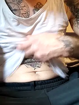 Snapshot of PIercingBoy38 chatting on October 20, 12:16 pm PIercingBoy38 online show from October 20, 12:16 pm