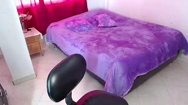 Kathi 04 online show from December 19, 6:26 pm