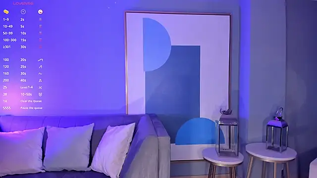 Snapshot of LizzHamilton__ chatting on March 17, 9:02 pm LizzHamilton online show from March 17, 9:02 pm