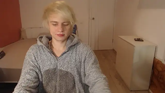 Oliver sweet  online show from February 4, 1:44 am