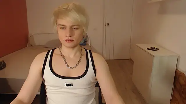 Oliver sweet  online show from February 11, 12:37 am