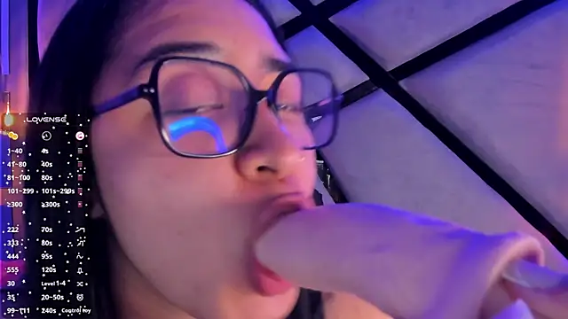 sayumi dirty online show from January 17, 11:29 pm