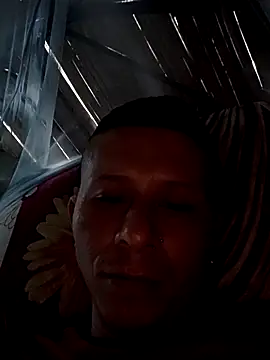 Snapshot of Somospareja1987 chatting on October 19, 11:55 am Somospareja1987 online show from October 19, 11:55 am