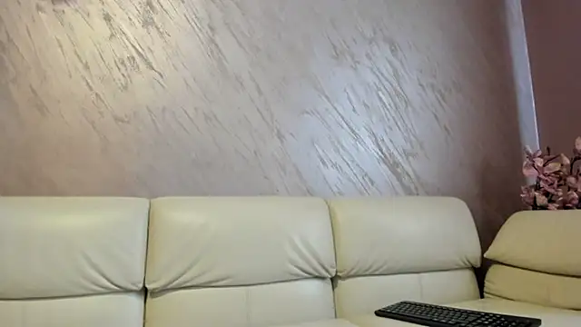 Rayanablackandwhite online show from March 2, 1:29 pm