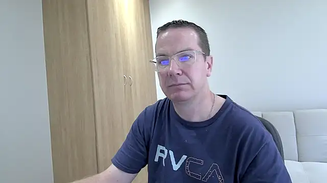 BrettJ81 online show from February 2, 2:34 pm