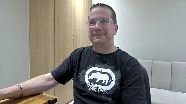 BrettJ81 online show from November 24, 5:23 pm