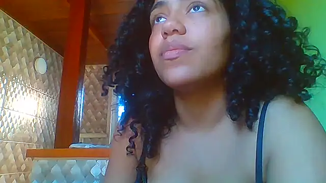 Snapshot of savanahottie chatting on July 16, 4:35 pm savanahottie online show from July 16, 4:35 pm