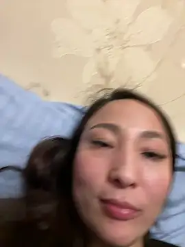 1reisatumi  online show from December 18, 2:53 am