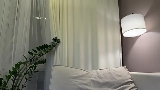 Snapshot of mommy_nadin chatting on October 5, 7:01 pm mommy nadin online show from October 5, 7:01 pm