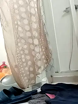 JOHANNA9MOI02 online show from February 18, 10:47 pm