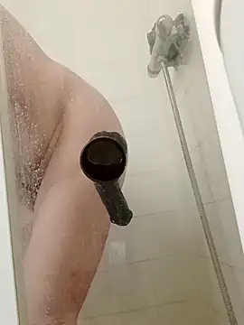 JOHANNA9MOI02 online show from March 8, 11:05 am