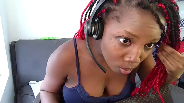 Ashaichious online show from March 10, 5:29 pm