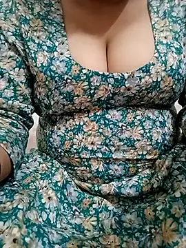 Snapshot of 09punjabi chatting on October 2, 8:32 am 09punjabi online show from October 2, 8:32 am