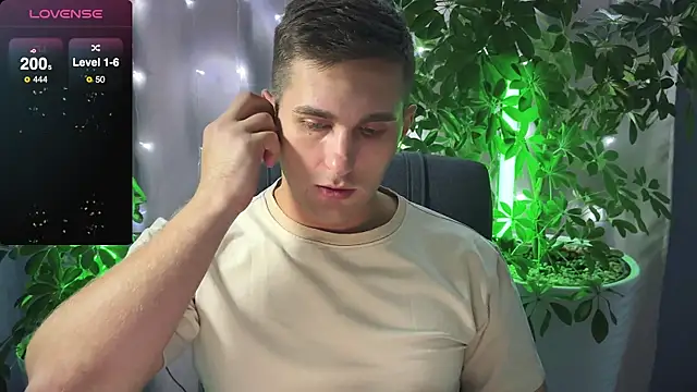 Sweeet  boy online show from February 22, 7:58 pm